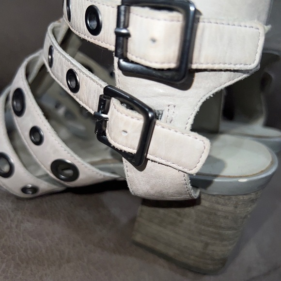 Luxury Rebel Mandy Womens Gray Studded  Ankle Strap Block Heel Size 38.5 Euro - Picture 7 of 14